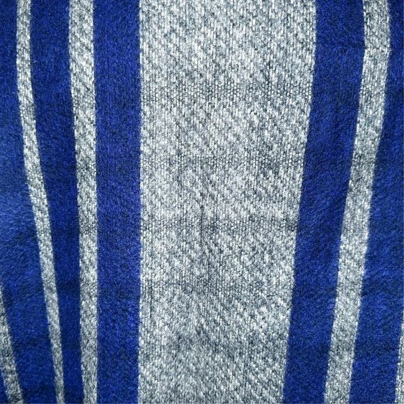 Woolrich Cozy Plaid Blanket Wrap - One Size - Picture 3 of 7